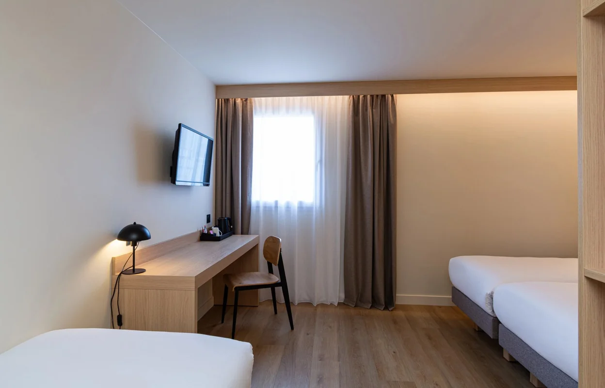 Hôtel situé à Rouen au bord de la Seine — photo 2